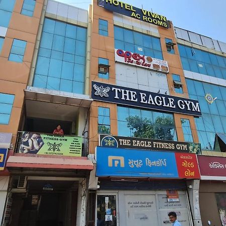 Hotel Vivan Vadodara Buitenkant foto